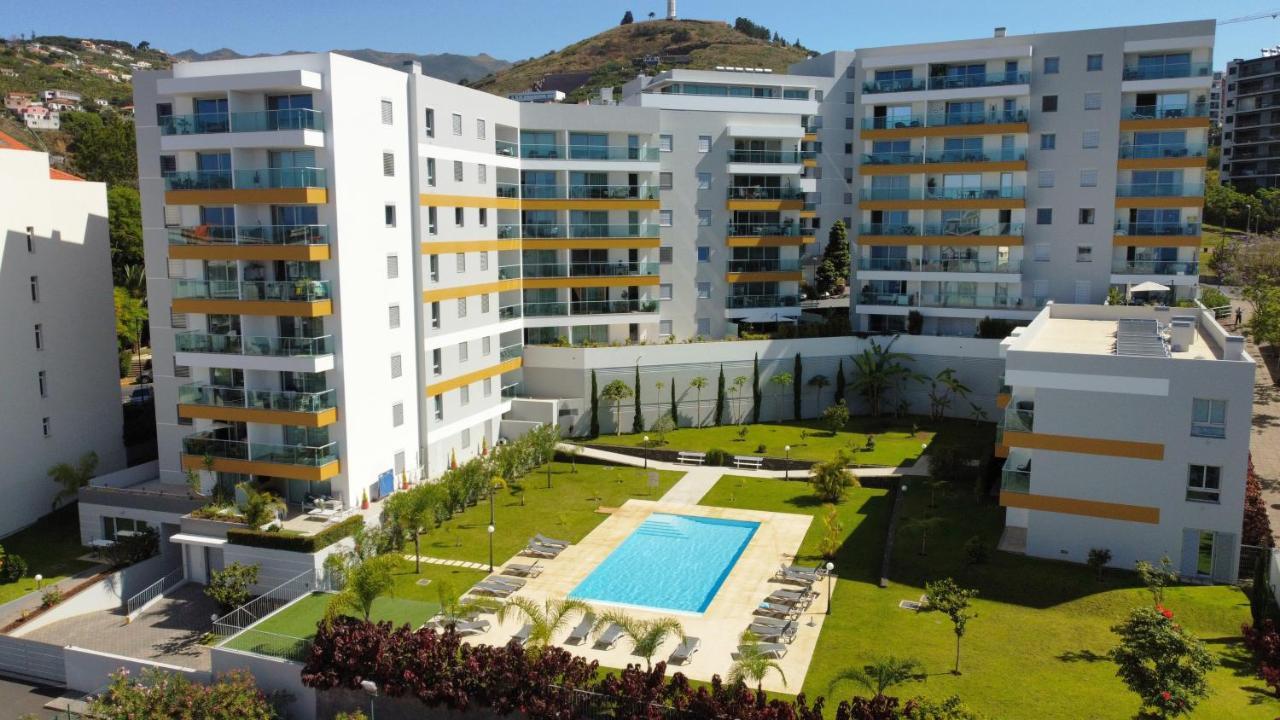 Rainbow Apartment By Lovelystay Φουνκάλ Εξωτερικό φωτογραφία